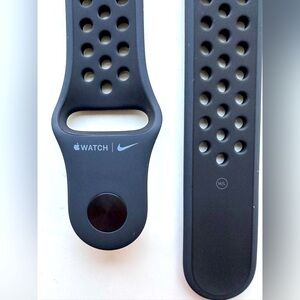 NIKE NWOT Black Apple Watch Band M/L